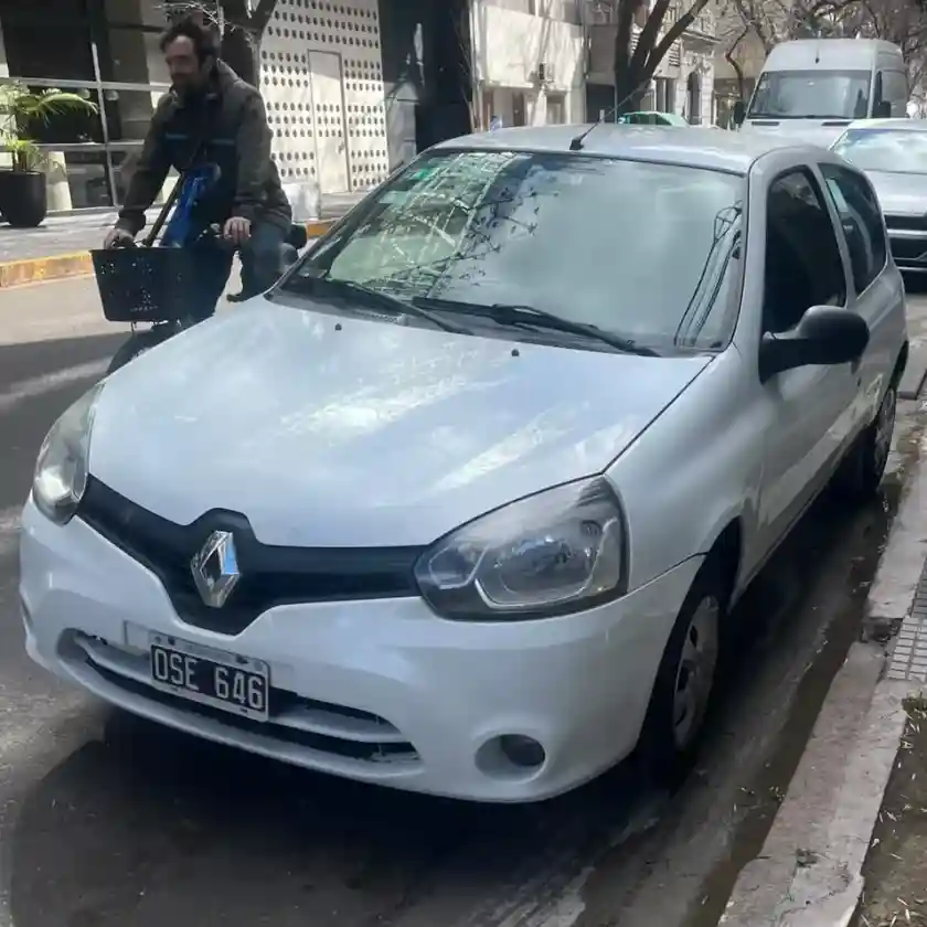 Renault Clio 1.2 Mio Confort Plus Abc 3P 2015 - foto 1