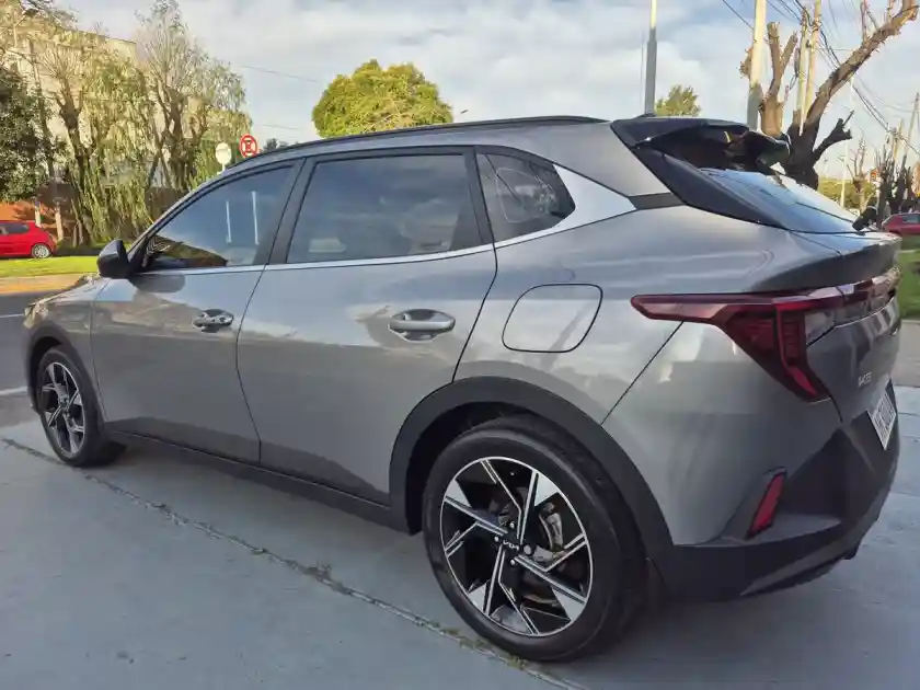 Kia K3 Cross 1.6 Gt Line At 2025 - foto 3