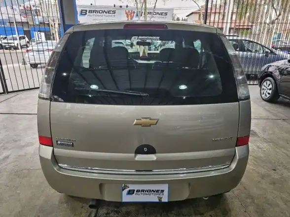 Chevrolet Meriva 1.8 Gl Plus 2011 - foto 5