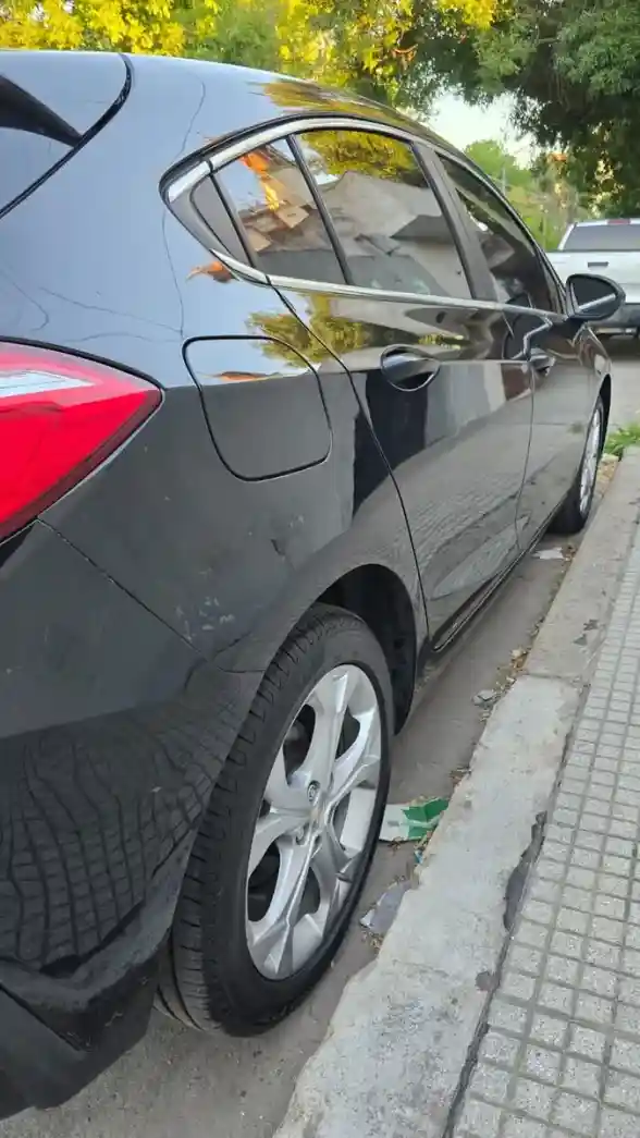 Chevrolet Cruze 5 1.4 Lt At 5P 2024 - foto 4