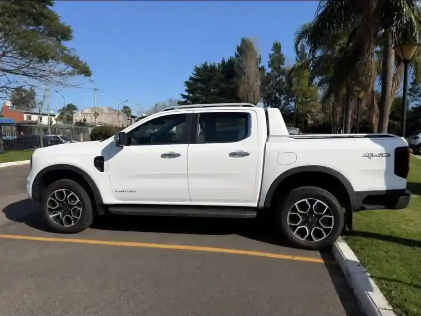 Ford Ranger 3.0 V6 Cd 4X4 Limited + At 250Cv 2026 - foto 3