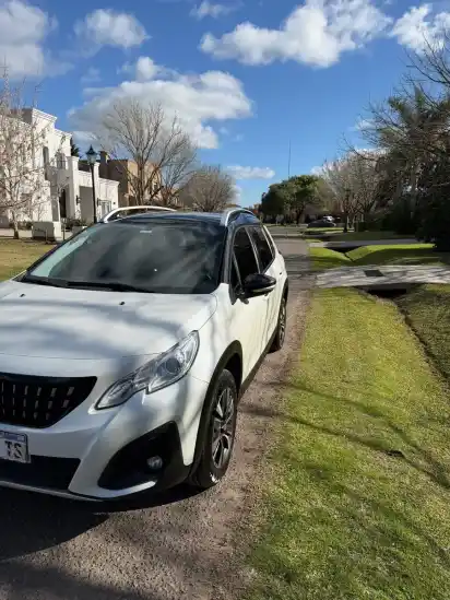 Peugeot 2008 1.6 Feline Tip 2022 - foto 5