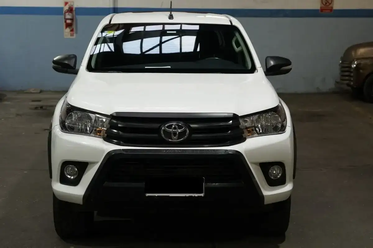 Toyota Hilux Pick-Up 2.8 Cd Limited 177Cv 4X4 2017 - foto 3