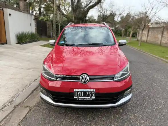 Volkswagen Suran Cross 1.6 Highline 101Cv 2015 - foto 3