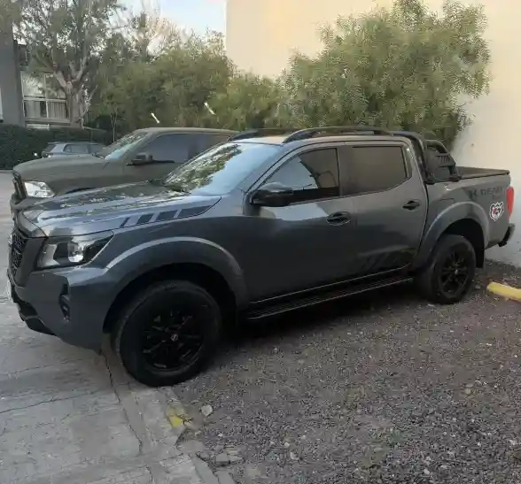 Nissan Frontier 2023 - foto 1