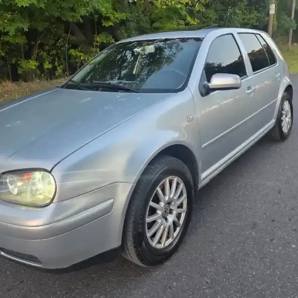 Volkswagen Golf 2.0 Highline 2006 - foto 1