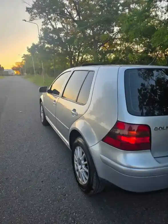 Volkswagen Golf 2.0 Highline 2006 - foto 5
