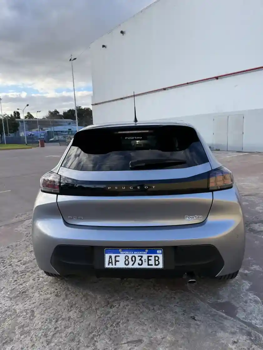 Peugeot 208 1.6L Feline Tiptronic 2023 - foto 4