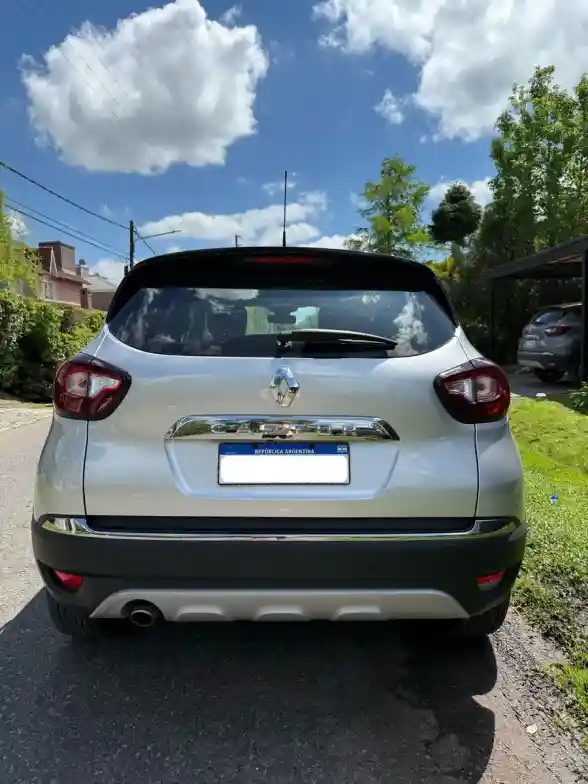 Renault Captur 2.0 Intens Manual 2022 - foto 4