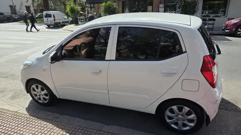 Hyundai I10 1.2 Gls Seguridad L Mt Abcp 2015 - foto 4