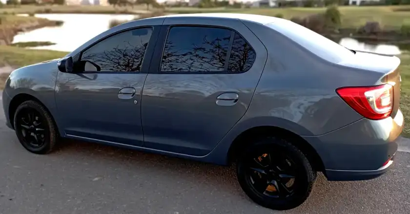 Renault Logan 1.6 Privilége Plus 105Cv Nac 2018 - foto 2