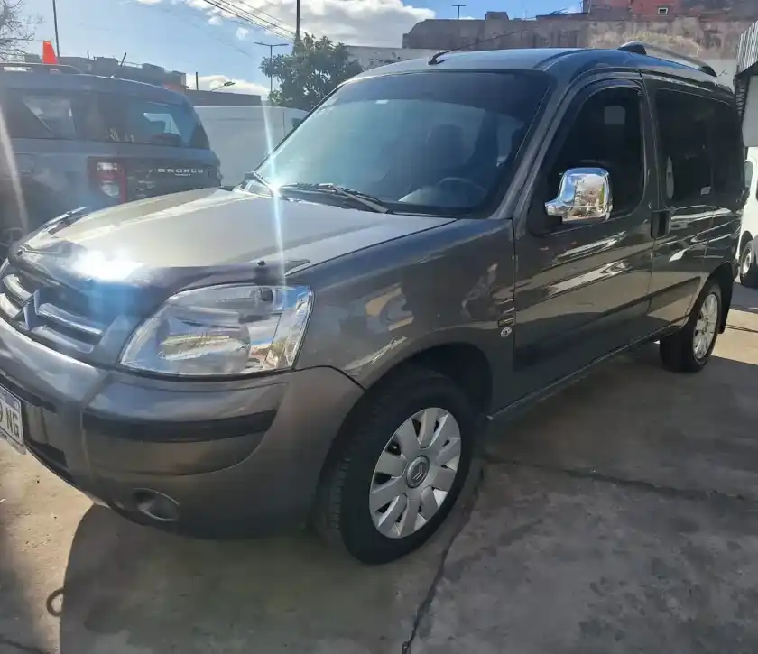 Citroën Berlingo Multispace 1.6 Xtr Hdi 92 Am18 2022 - foto 1