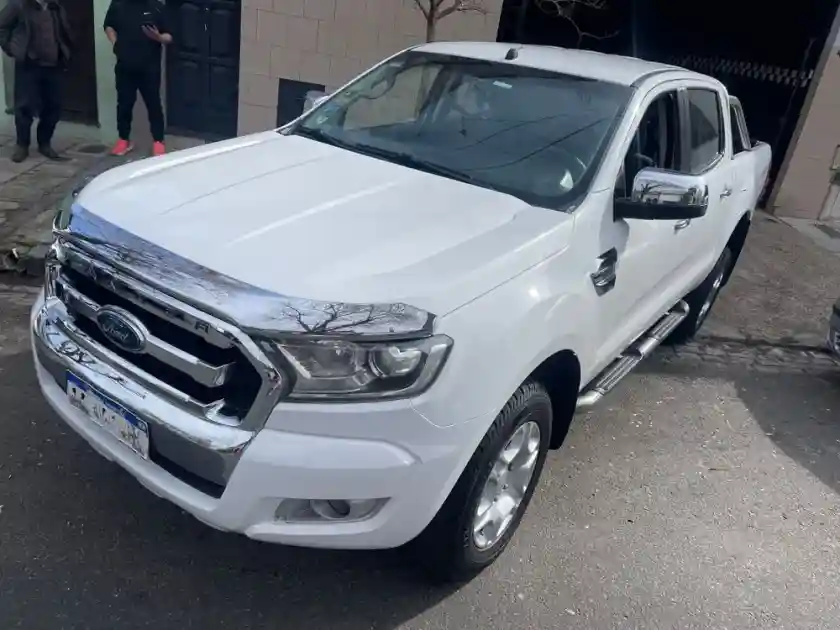 Ford Ranger Xlt 3.2L 4X2 Tdi Cd 2017 - foto 4