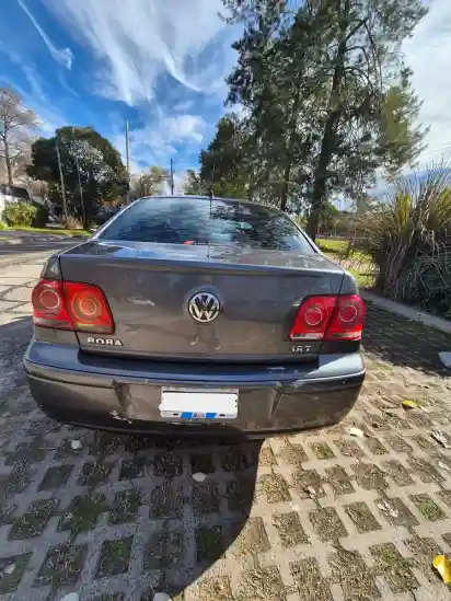 Volkswagen Bora 1.8 Highline T 180Cv 2010 - foto 4