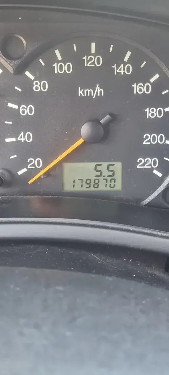 Ford Focus 1.8 Clx 2002 - foto 2