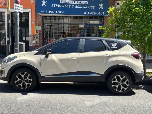 Renault Captur 2.0 Intens 2018 - foto 3
