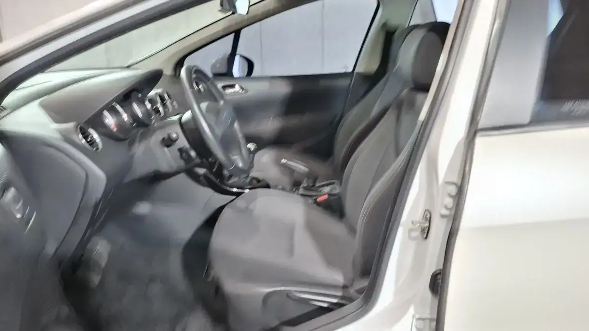 Peugeot 308 1.6 Allure 2018 - foto 5