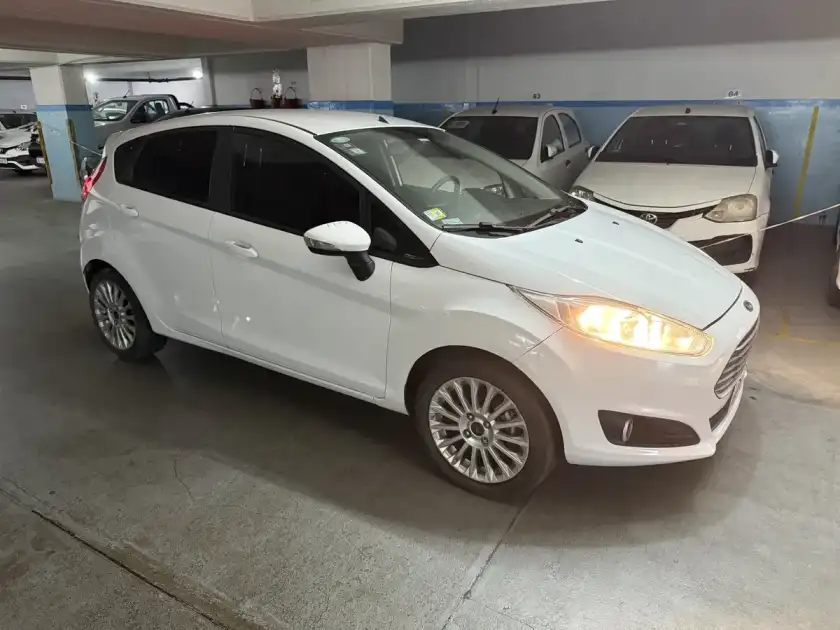 Ford Fiesta Kinetic 1.6 Se 120Cv 2017 - foto 2