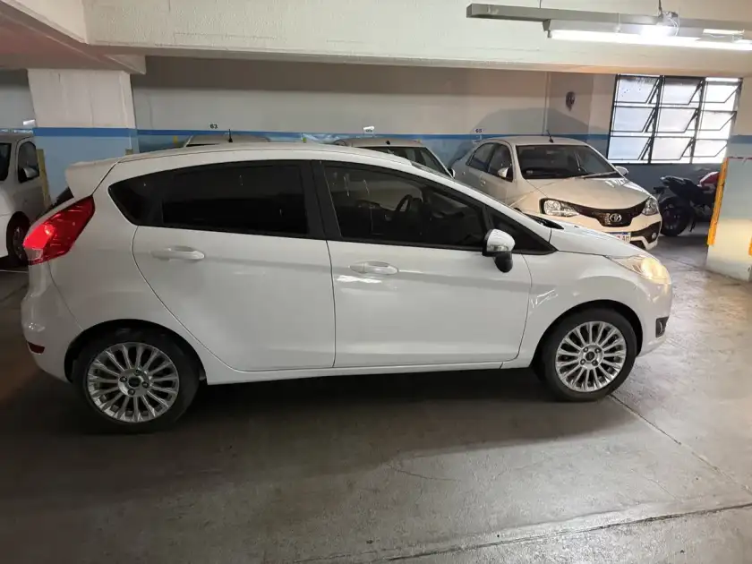 Ford Fiesta Kinetic 1.6 Se 120Cv 2017 - foto 4