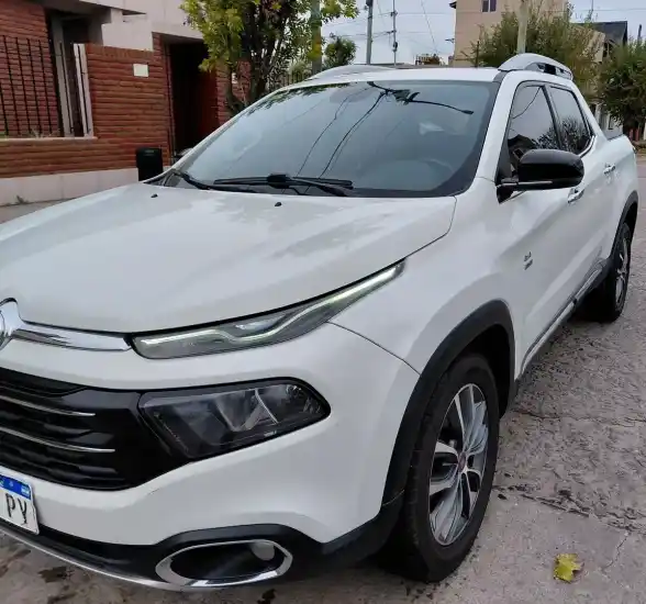 Fiat Toro 2.0 Volcano My19 4X4 At 2018 - foto 1