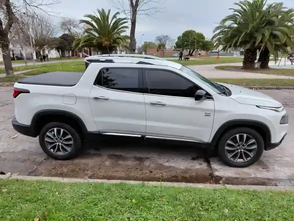 Fiat Toro 2.0 Volcano My19 4X4 At 2018 - foto 5