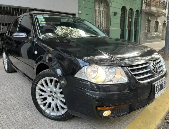 Volkswagen Bora 1.8 Highline T Tiptronic Cuero 2012 - foto 3