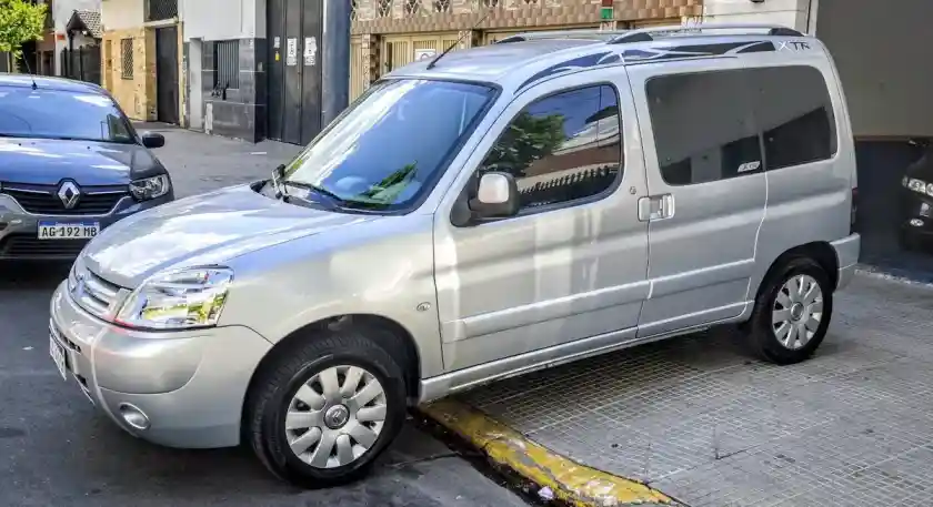 Citroën Berlingo Multispace 1.6 Xtr Hdi 92Cv 2017 - foto 1