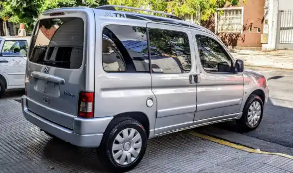 Citroën Berlingo Multispace 1.6 Xtr Hdi 92Cv 2017 - foto 4