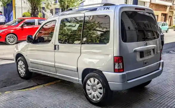 Citroën Berlingo Multispace 1.6 Xtr Hdi 92Cv 2017 - foto 5