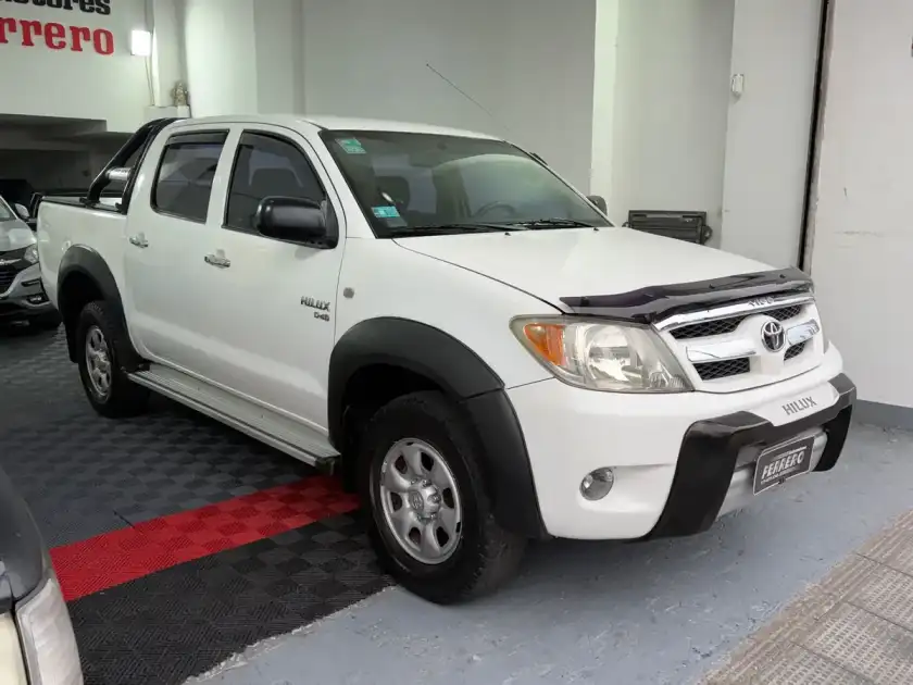 Toyota Hilux 2.5 Td Cd Dx 4X2 2006 - foto 2