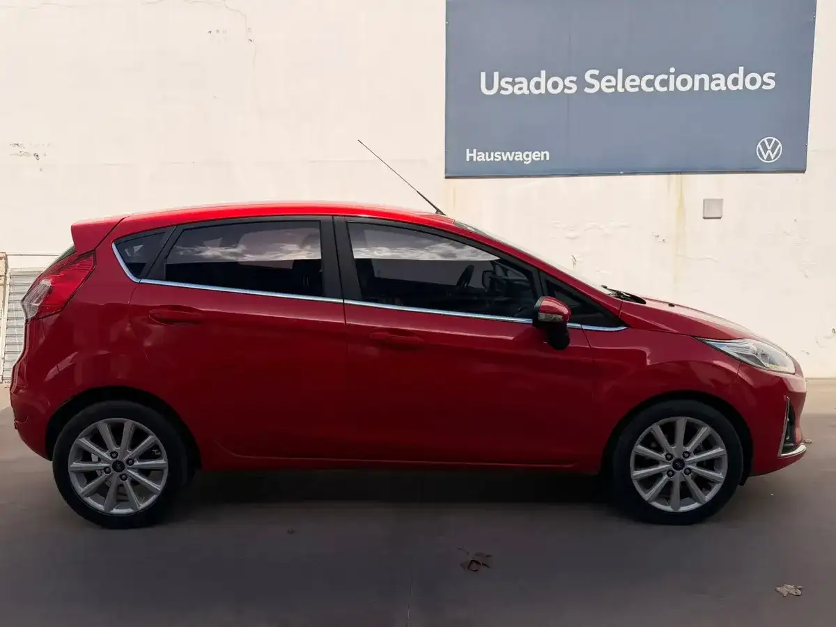 Ford Fiesta Kinetic 1.6 Titanium Powershift 120Cv 2018 - foto 3