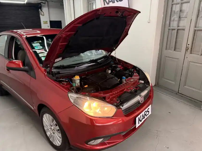 Fiat Grand Siena 1.6 Essence 115Cv 2014 - foto 3
