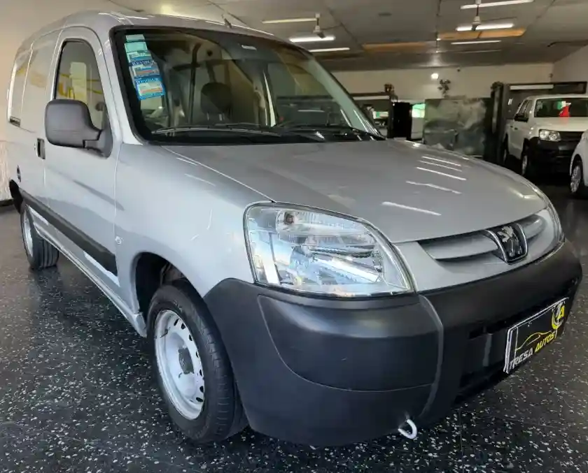 Peugeot Partner 1.6 Hdi Furgon Confort 92 2018 - foto 1