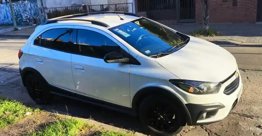 Chevrolet Onix 1.4 Activ 98Cv 2019 - foto 4