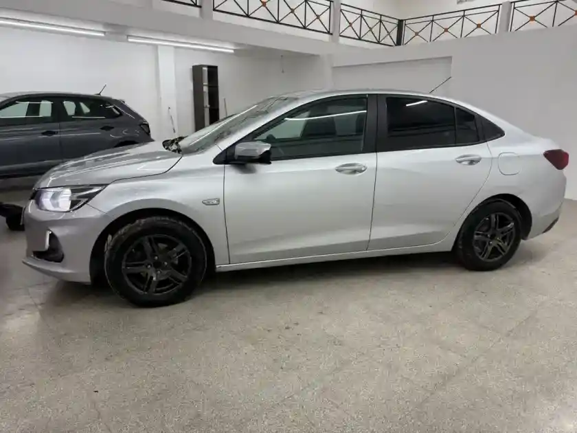 Chevrolet Onix 1.2 Lt Tech Onstar 2020 - foto 2