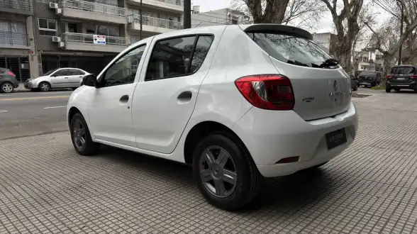 Renault Sandero 1.6 Expression Pack 90Cv 2017 - foto 5