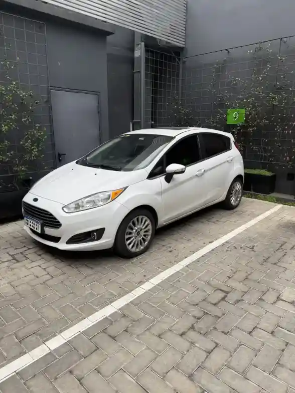 Ford Fiesta Kinetic 1.6 Titanium 2017 - foto 3