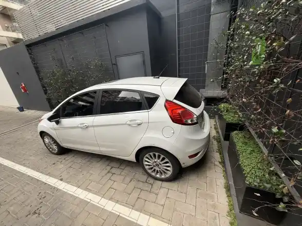 Ford Fiesta Kinetic 1.6 Titanium 2017 - foto 5