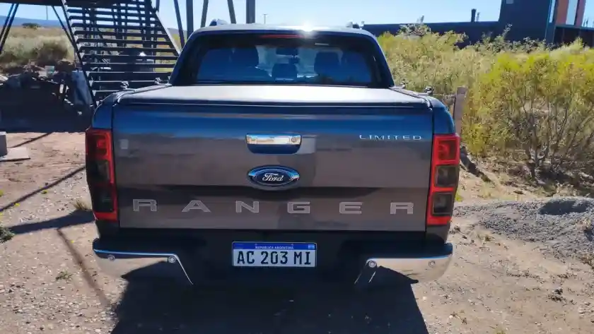 Ford Ranger 3.2 Cd Limited Tdci 200Cv 2018 - foto 4