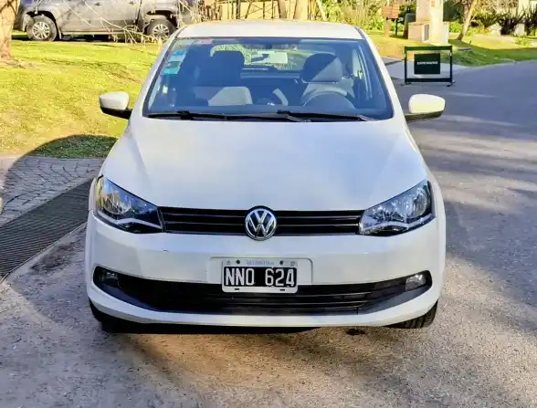 Volkswagen Gol Trend 1.6 Highline 101Cv 3P 2014 - foto 2
