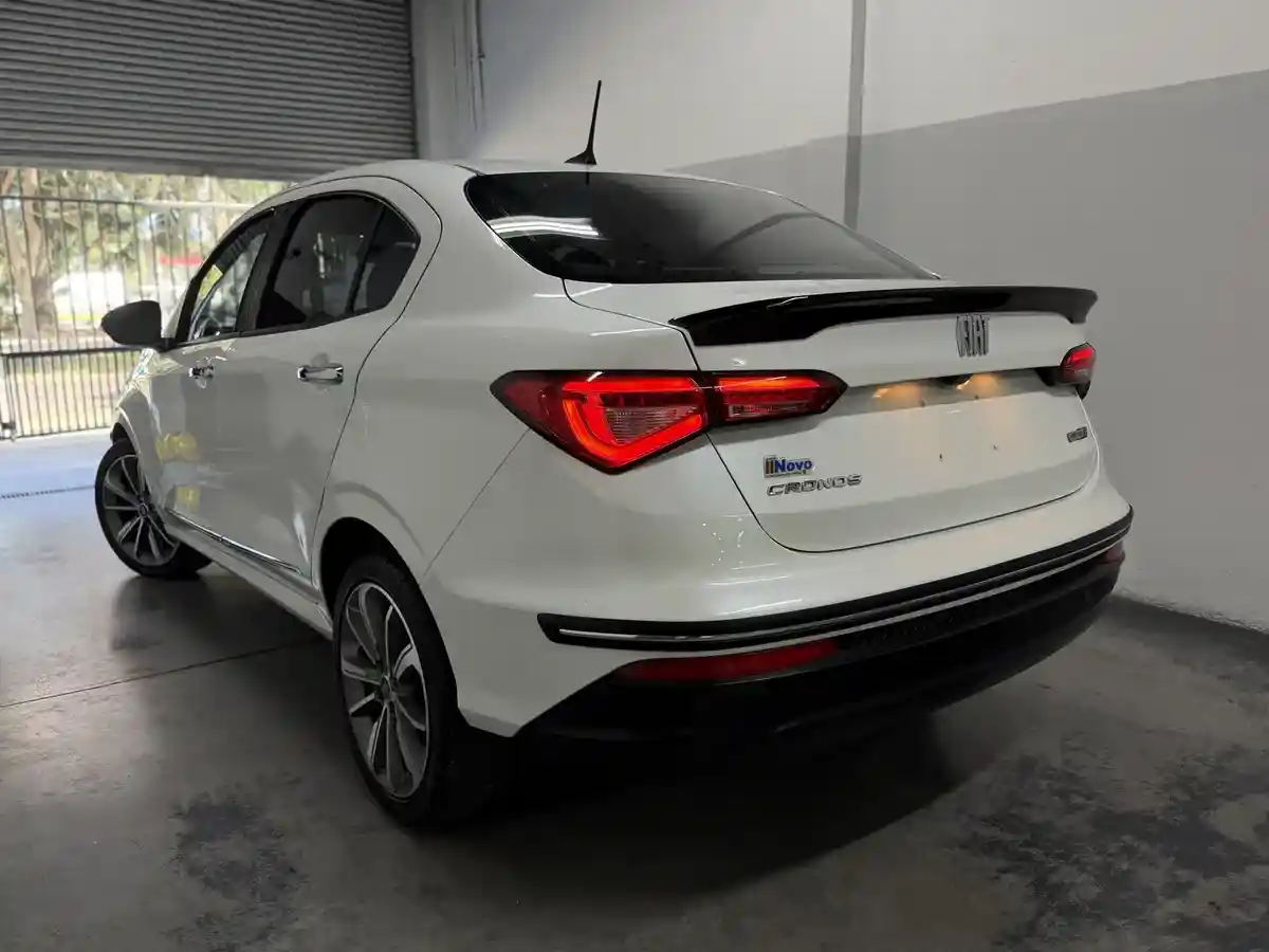 Fiat Cronos 1.8 16V Precision At6 Pack Premium 2022 - foto 4