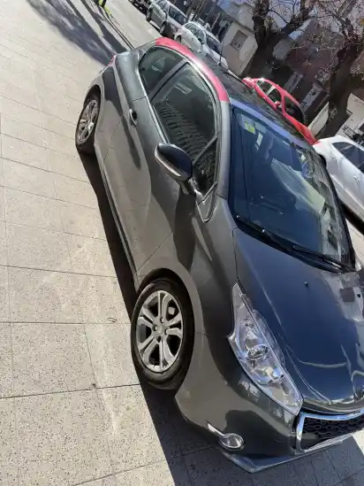 Peugeot 208 1.6 Allure 2013 - foto 3