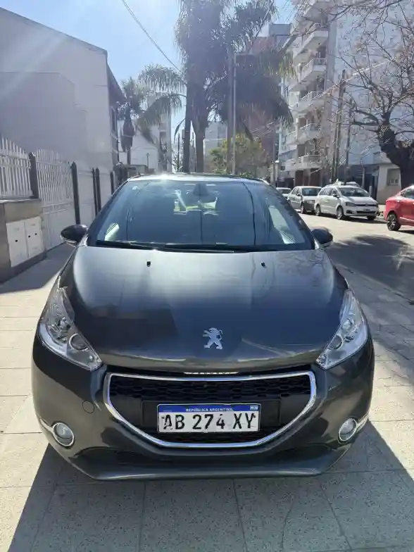 Peugeot 208 1.6 Allure 2013 - foto 5