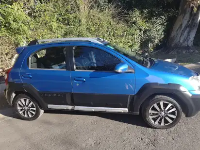 Toyota Etios 1.5 Xls 2014 - foto 2