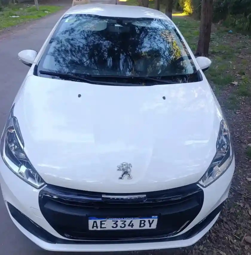 Peugeot 208 2020 - foto 1