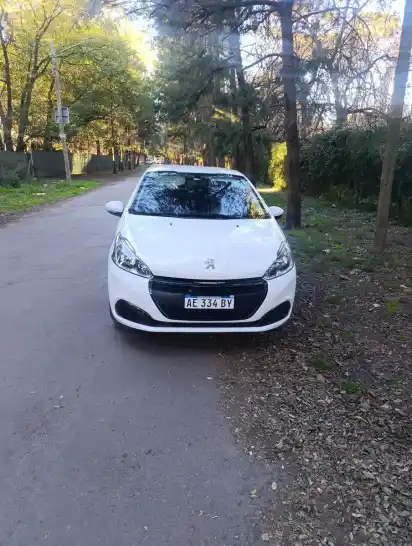 Peugeot 208 1.6 Active 2020 - foto 5
