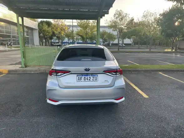 Toyota Corolla 1.8 Hev Seg Ecvt 2022 - foto 2