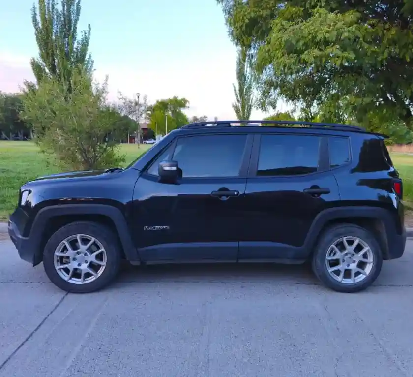 Jeep Renegade 1.8 Sport 2021 - foto 2