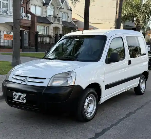 Citroën Berlingo 1.4 Bussisne 2016 - foto 2