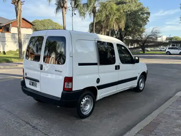 Citroën Berlingo 1.4 Bussisne 2016 - foto 4